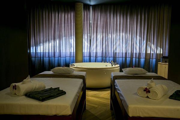 Let's Relax Spa - Phuket (The Sis Kata)