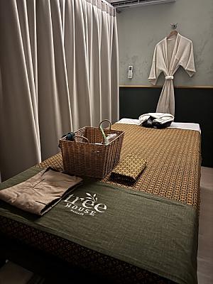 TreeHouse Massage Phuket Airport