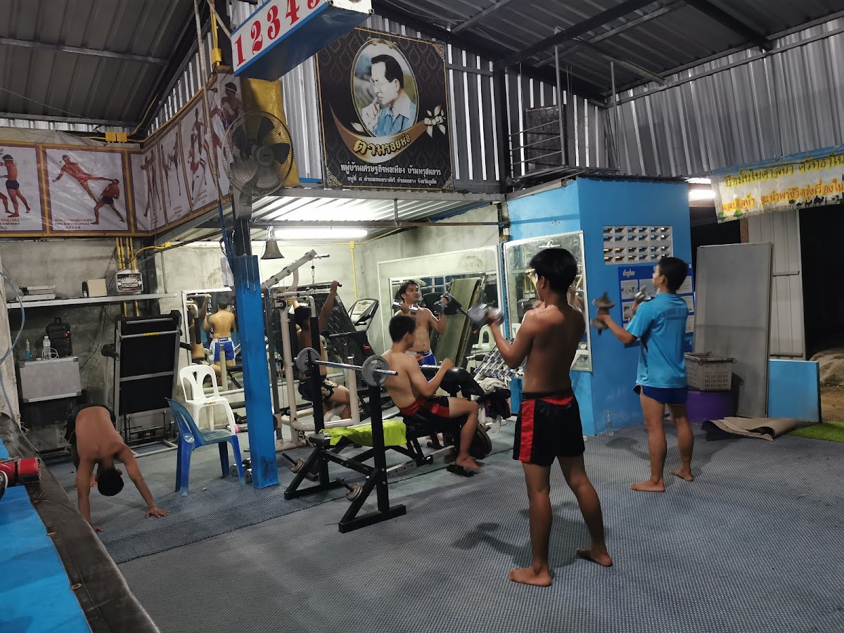 KIAT SOR POR MUAYTHAI GYM PHUKET ค่ายมวยเกียรติ สภ.