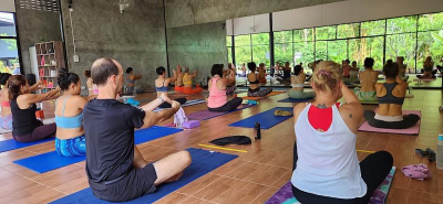 Smile Yoga