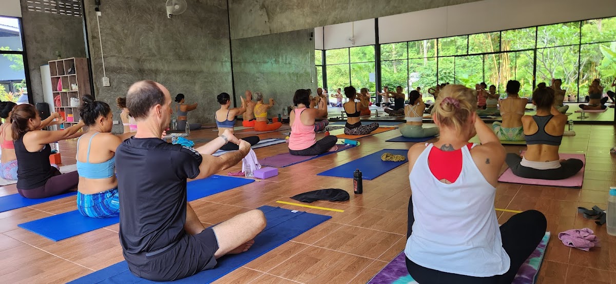 Smile Yoga