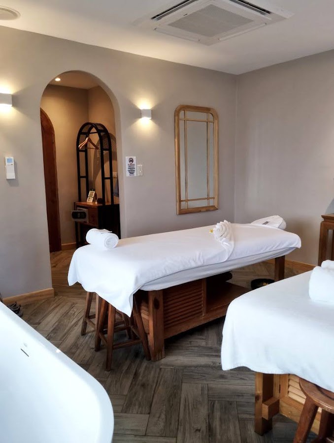 Oasis Spa (Sky Breeze Spa, Kata)