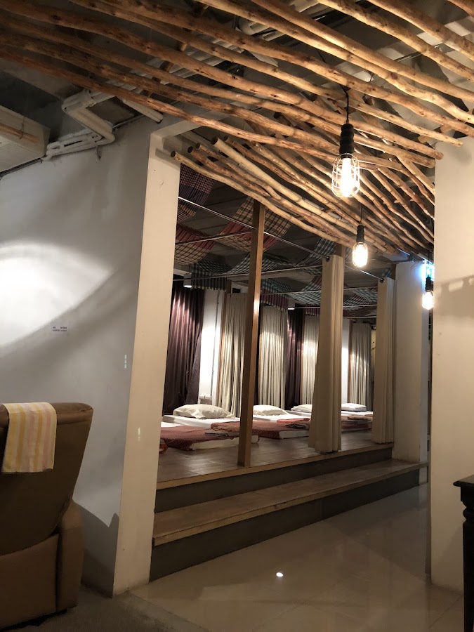 PALM Spa & Massage