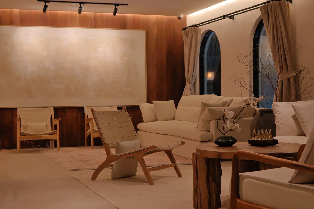 Pinewood Massage Spa and Onsen (Kata Beach)